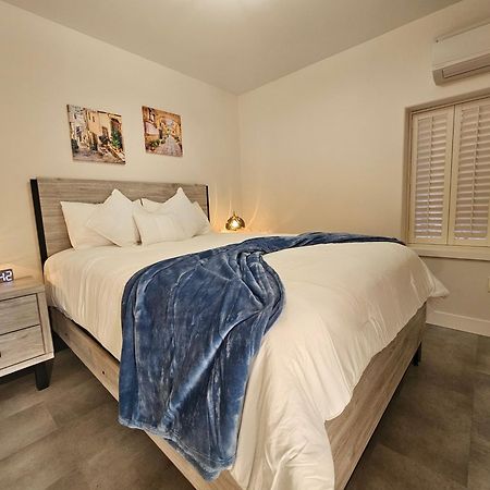 La Dolce Vita B And B Osoyoos Extérieur photo
