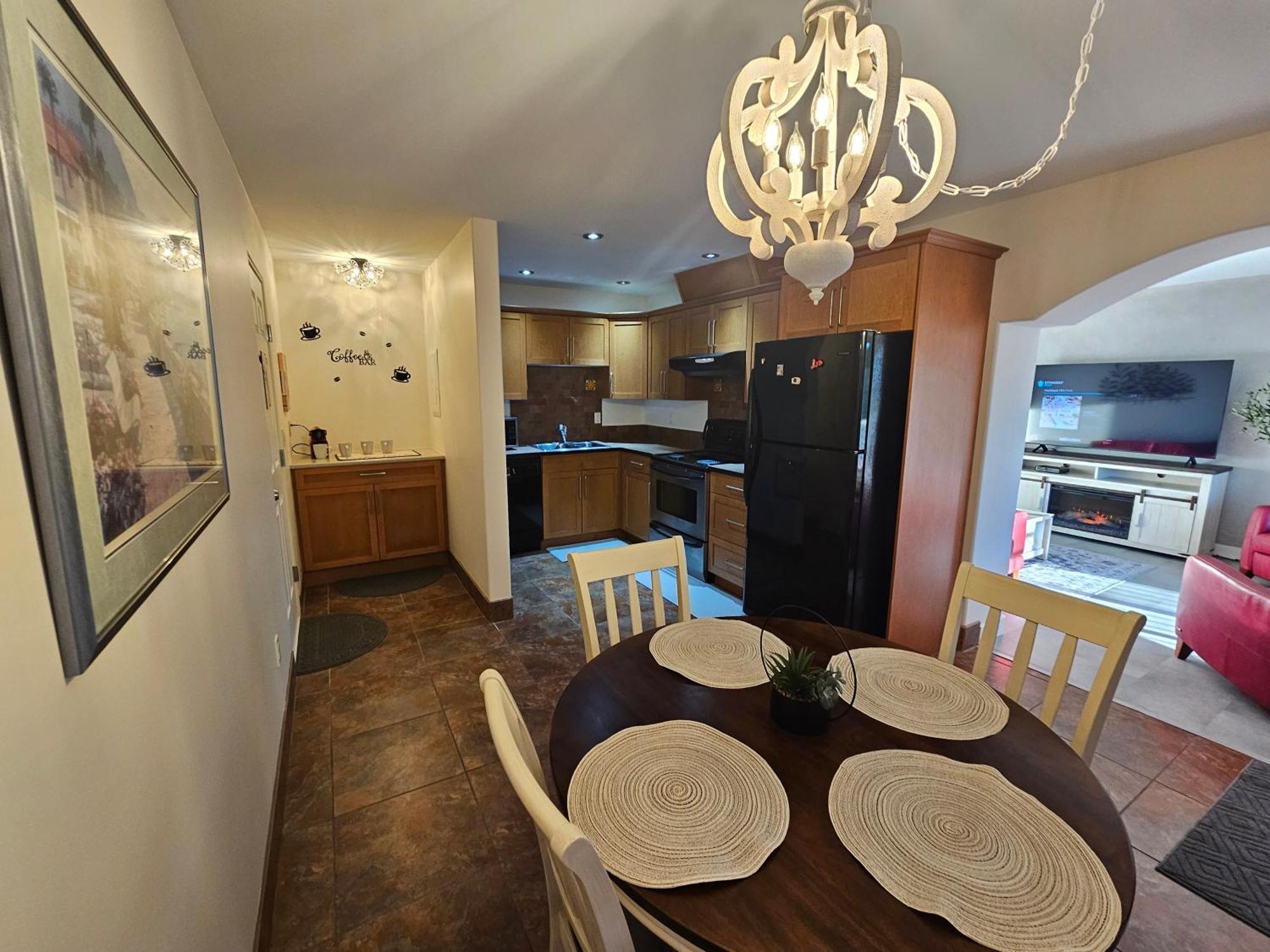 La Dolce Vita B And B Osoyoos Extérieur photo